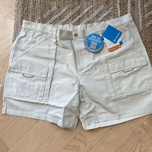 Columbia Cream Cargo Shorts with Utility Design